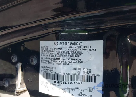 2005 Ford Focus Zxw z USA, uszkodzony, nr VIN 1FAFP36N75W267320